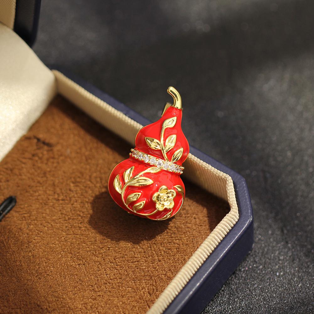 Nuovo stile cinese Capodanno rosso zucca rossa a goccia spilla elegante e squisita con diamanti oro peonia Fulu spilla