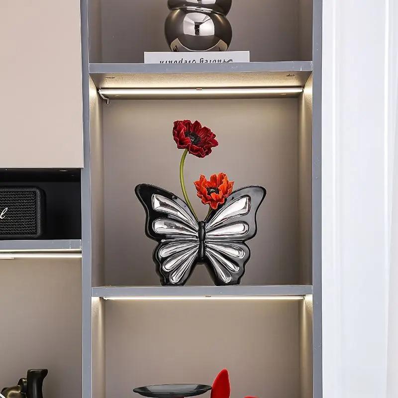 Butterfly Vase Ceramic Dried Flower Container for Room and Dining Table Butterfly Decorative Vase for Living Room Decoration New
