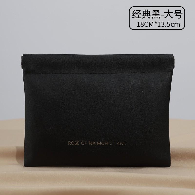 Damska kopertówka ze sztucznej skóry