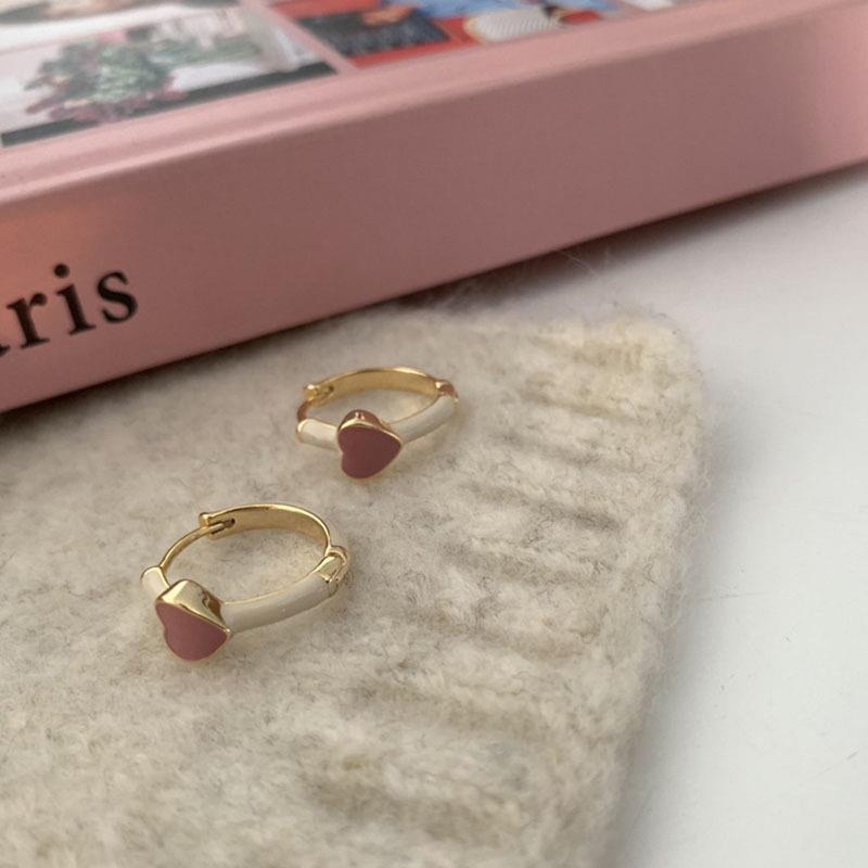 S925 Sterling Silver Pink Heart Earrings - Korean French Style, Simple & Fashionable, Niche Light Luxury Ear Studs.