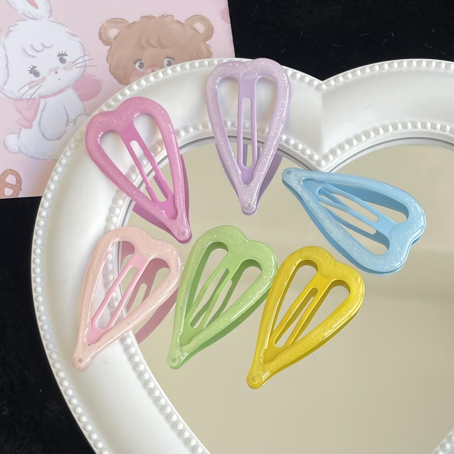 

Glitter Jelly Heart BB Clips - 5cm Candy Colors for Girls Bangs & Sides