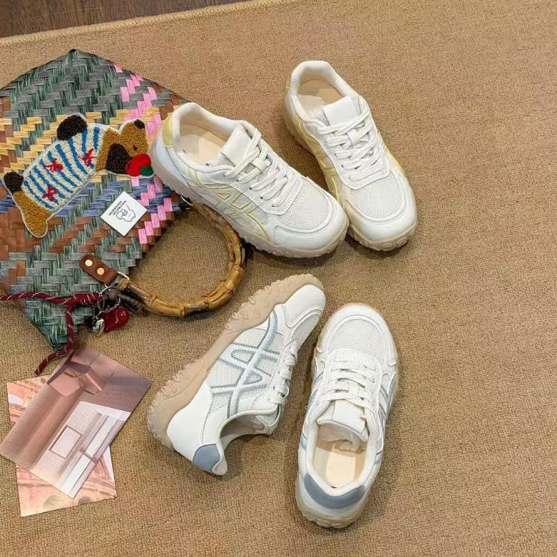 Thick-soled women's autumn new breathable and versatile mesh white shoes retro, light and casual