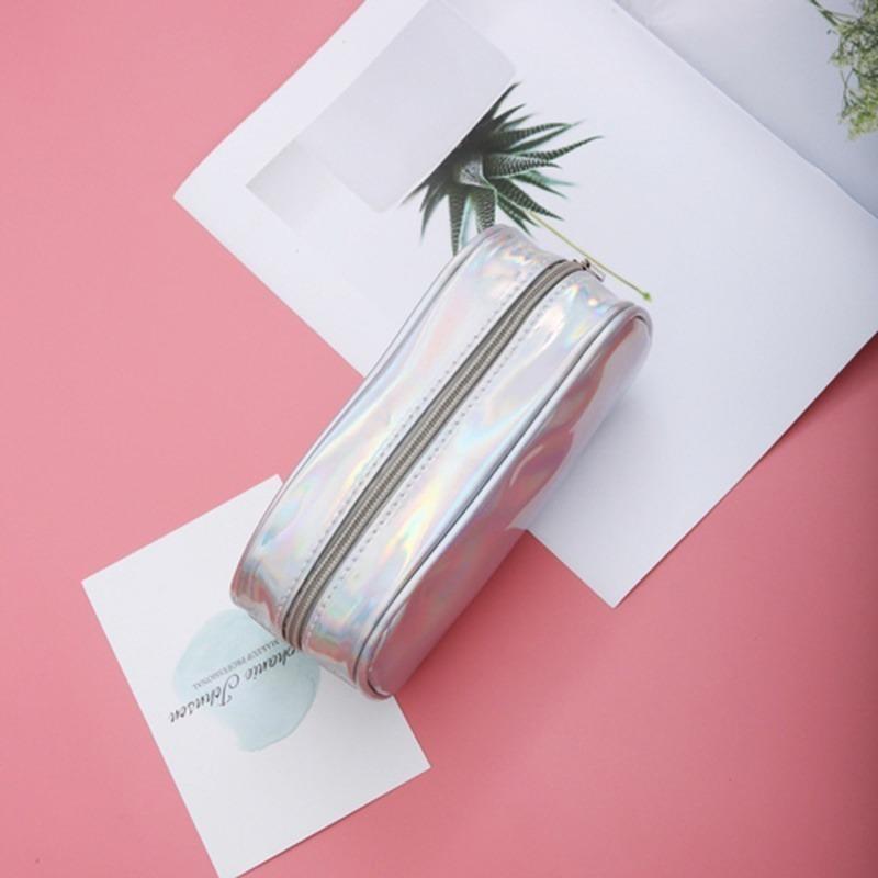 1pcs Women Fashion Cosmetic Bag Semi-circular Illusion Laser Makeup Bag Portable Dumpling Shape Travel Amenity Bag Storage Bag