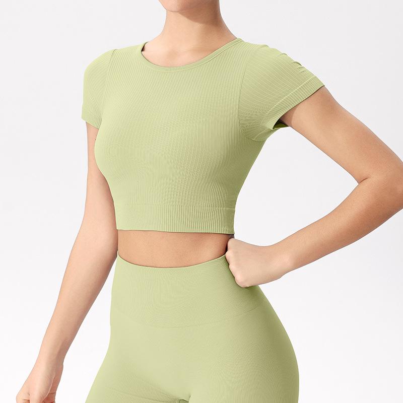 Seamless Women's Fitness Top with Built-in Chest Pad - Nude Feel Short Sleeve for Yoga & Running