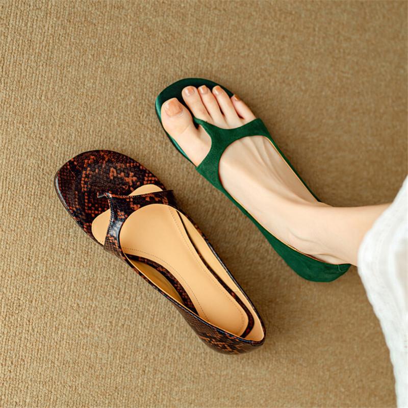 Fashion New Genuine Leather Summer Sandals Round Toe Low Heel Roman Sandals for Women Fashion Pinch Toe Flat Shoes Concise Ladies Shoes