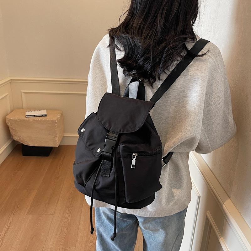 Casual Backpack Women's New Fashion Shoulder Handbag Large Capacity Lightweight Travel Oil Backpack