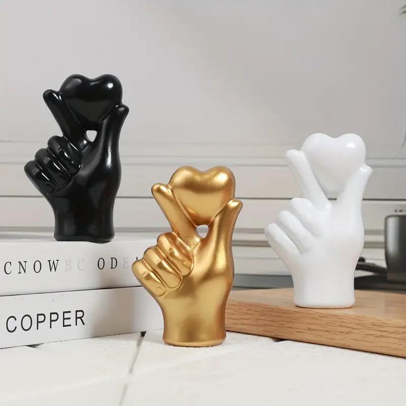 Herz Handgeste Statuen Skulpturen Luxus Harz Desktop Ornament Liebe Finger Moderne Handgeste Skulptur Zuhause Regal Desktop