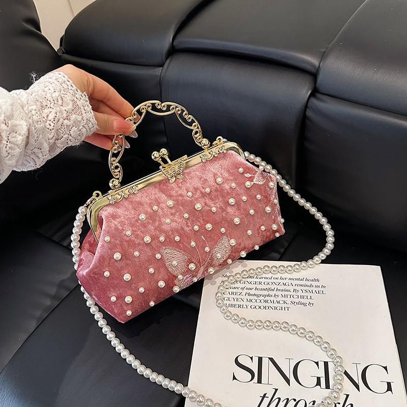 Fashionable Clip Handbag Women's Style Pearl Chain Dinner Bag Temperament All-matching Cross-body Shell
