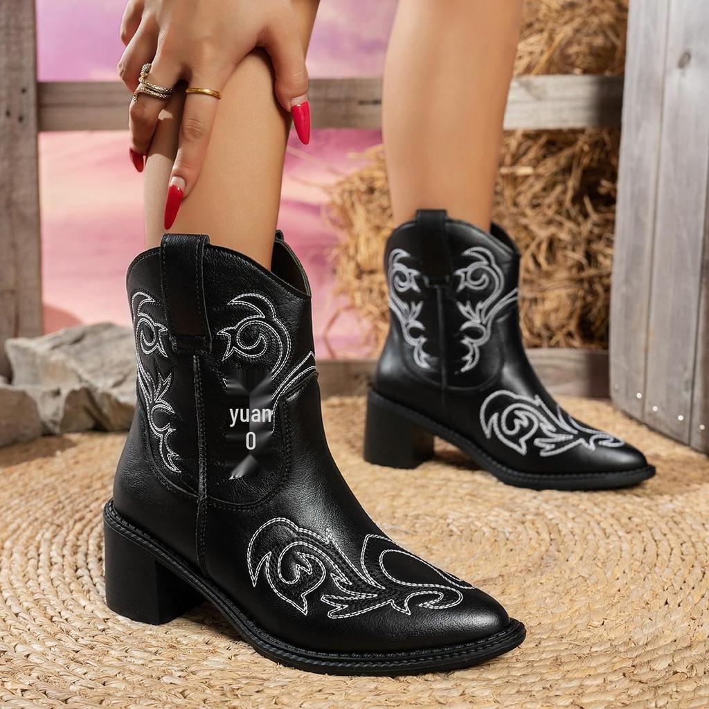 European & American Plus Size Women's Embroidered Cowboy Ankle Boots - Pointed Toe, Totem Design
