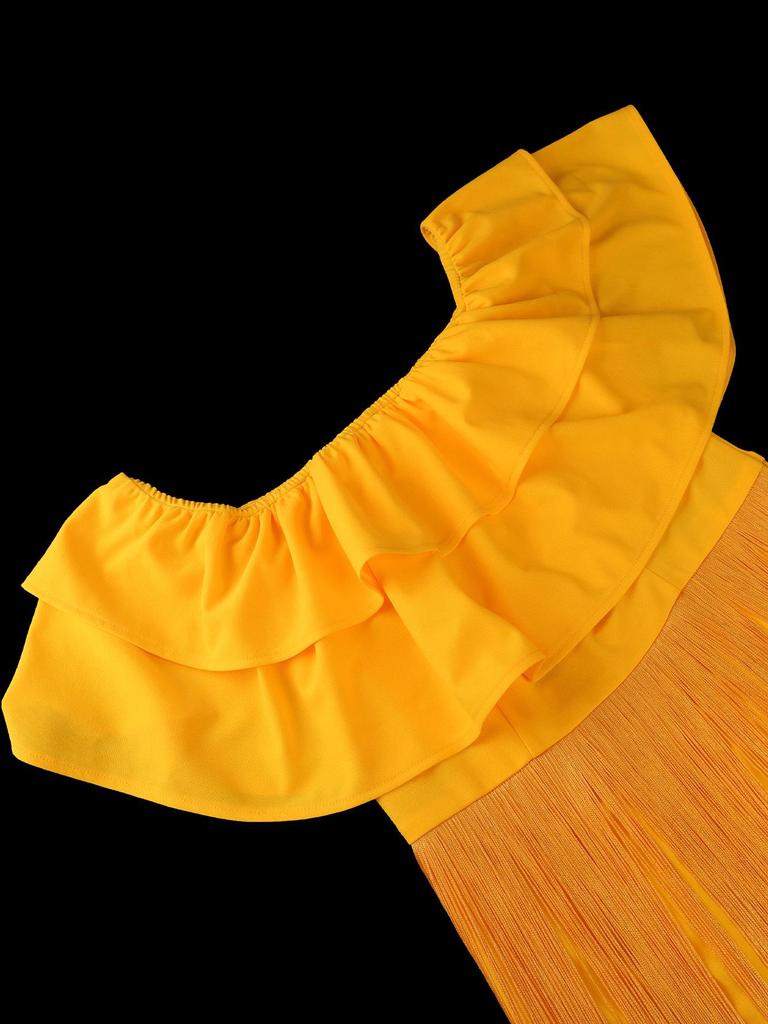Gelbes One-Shoulder-Rüschenkleid mit Fransen-Saum in Übergröße