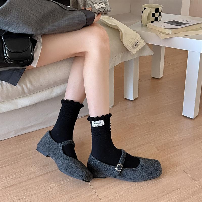 Korean Lace Cloth Label Solid Color Socks Versatile Pleated Lace Medium Tube Socks And Girls' Socks Stacking Socks
