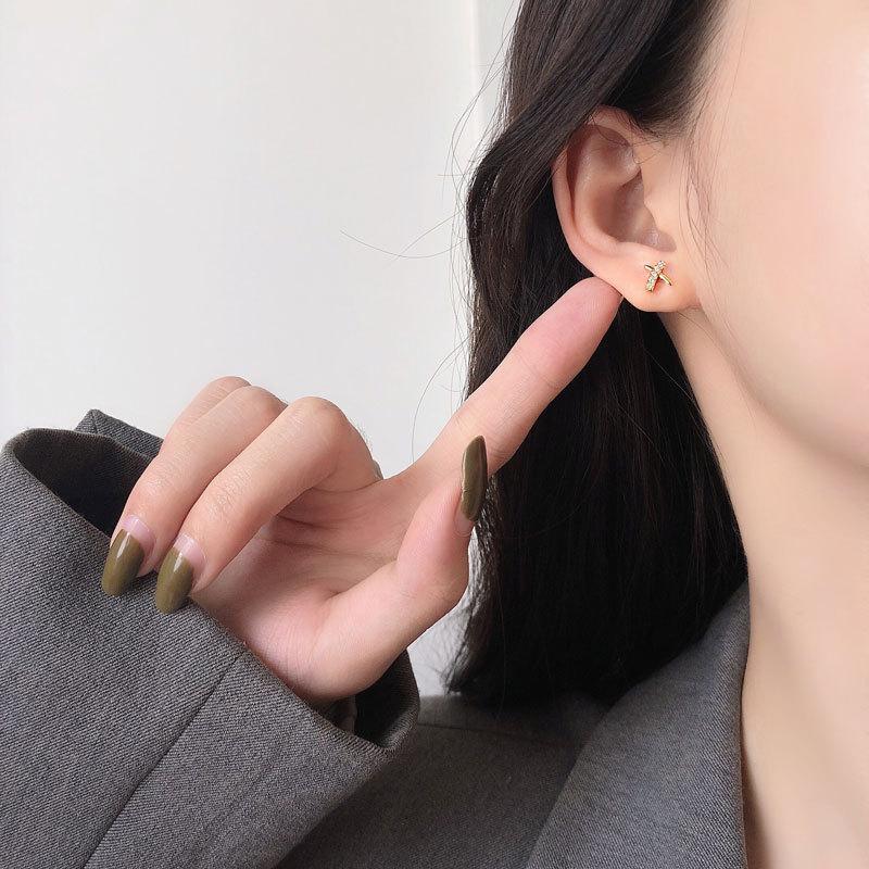 X Letter Diamond Earrings Mini Small Versatile Cross Earrings for Women Cold Style Women