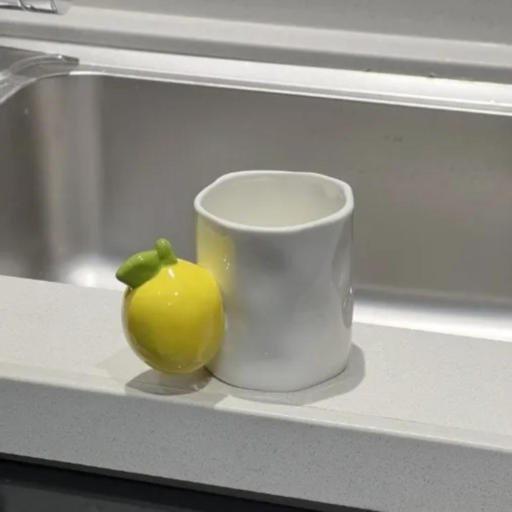 Creative Simulation Apple Banana Ceramic Cup 300ml Tea Coffee Mug Three-dimensional Fruit Handle Fun Couple Mug Gift Home Decor