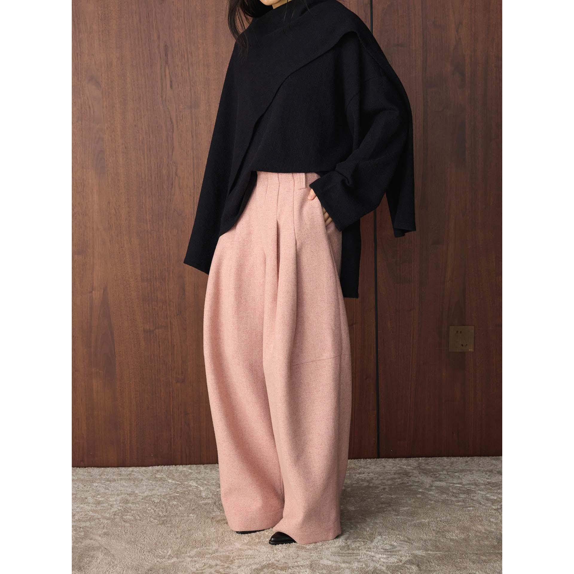 

Korean Style Retro Woolen Pleated Pants - Slimming, Warm, Long Winter Trousers for Women Large