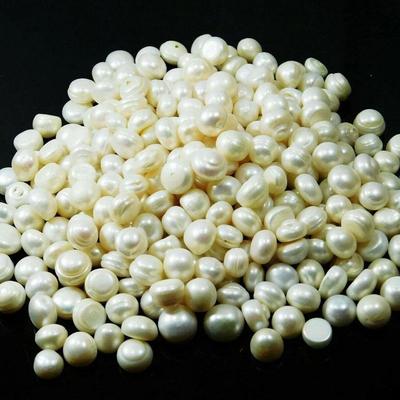 Lot of 15 Round Cut Natural White South Sea Pearls – 6-9 Ct Each, High Luster, Undrilled – Certified Genuine Pearls Lot Gems