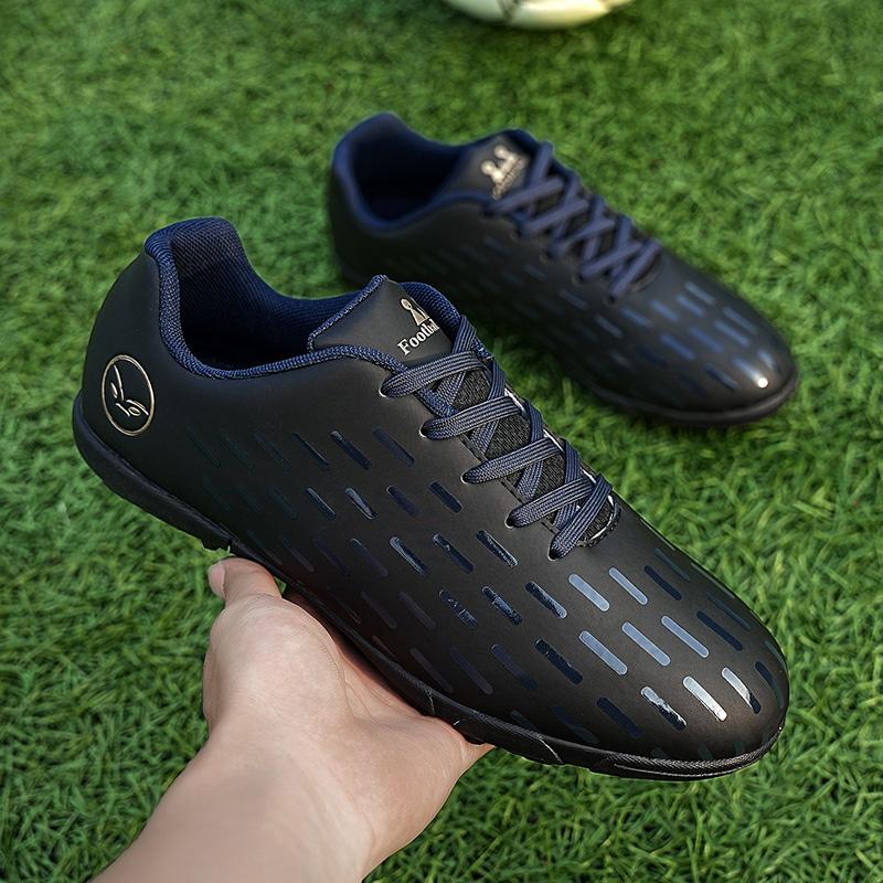 Children's Football Boots Leather Short Nail Professional Training Young Outdoor Men's Football Shoes