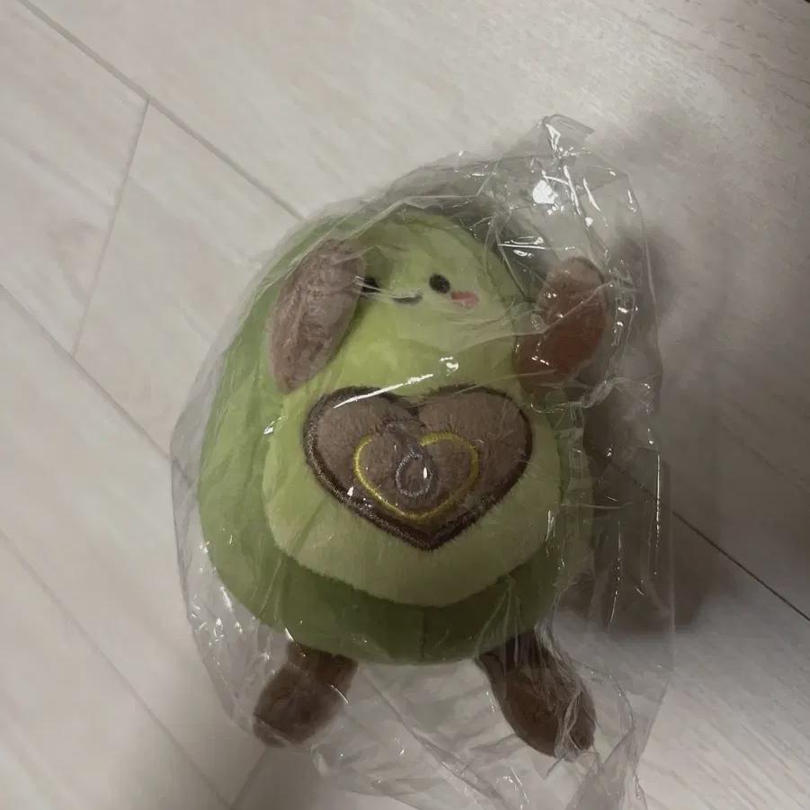 

IU Кукла Авоана Запечатанная