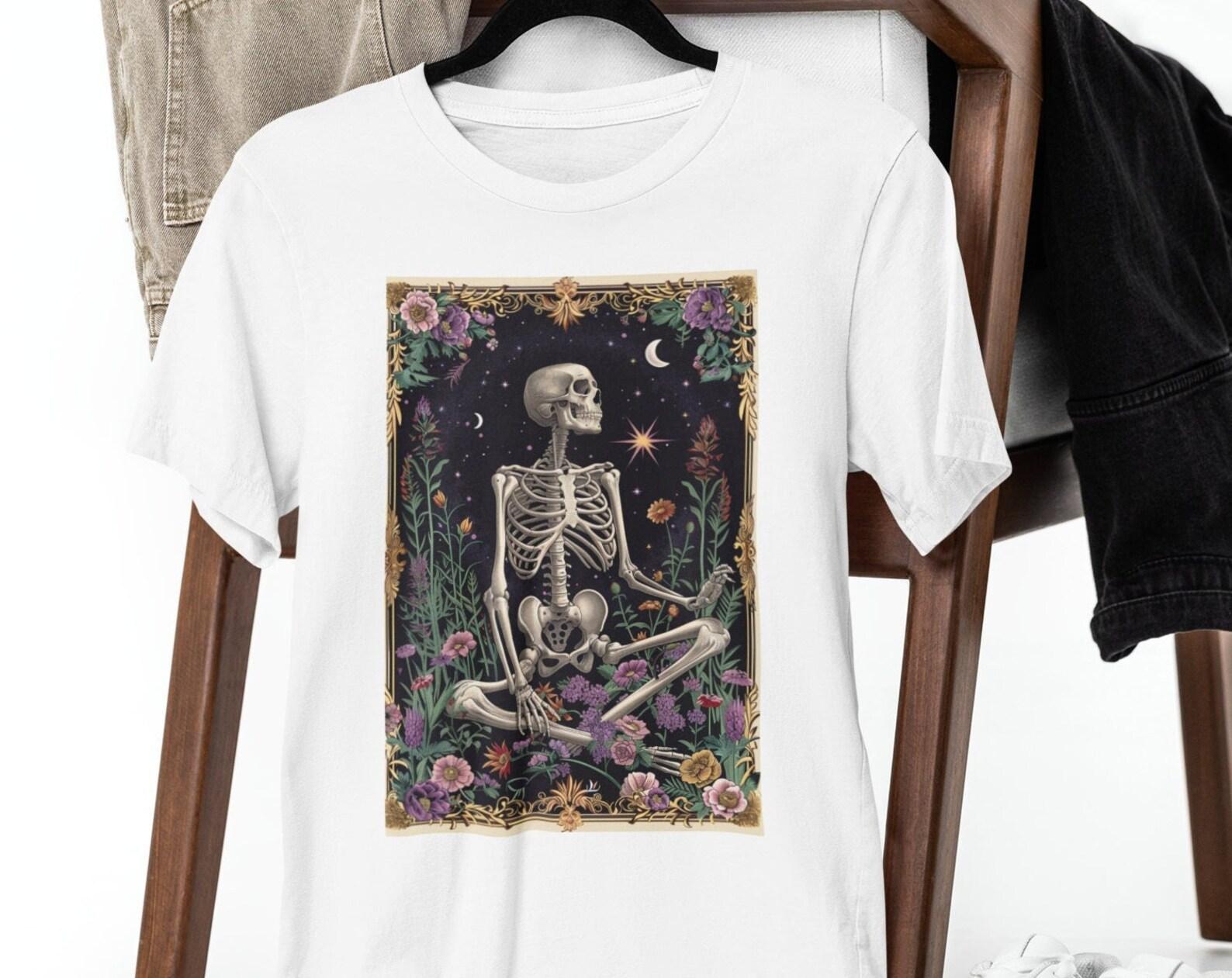 Blooming Bones T-Shirt: Gothic Skeleton & Floral Design - Unisex Cotton Tee S