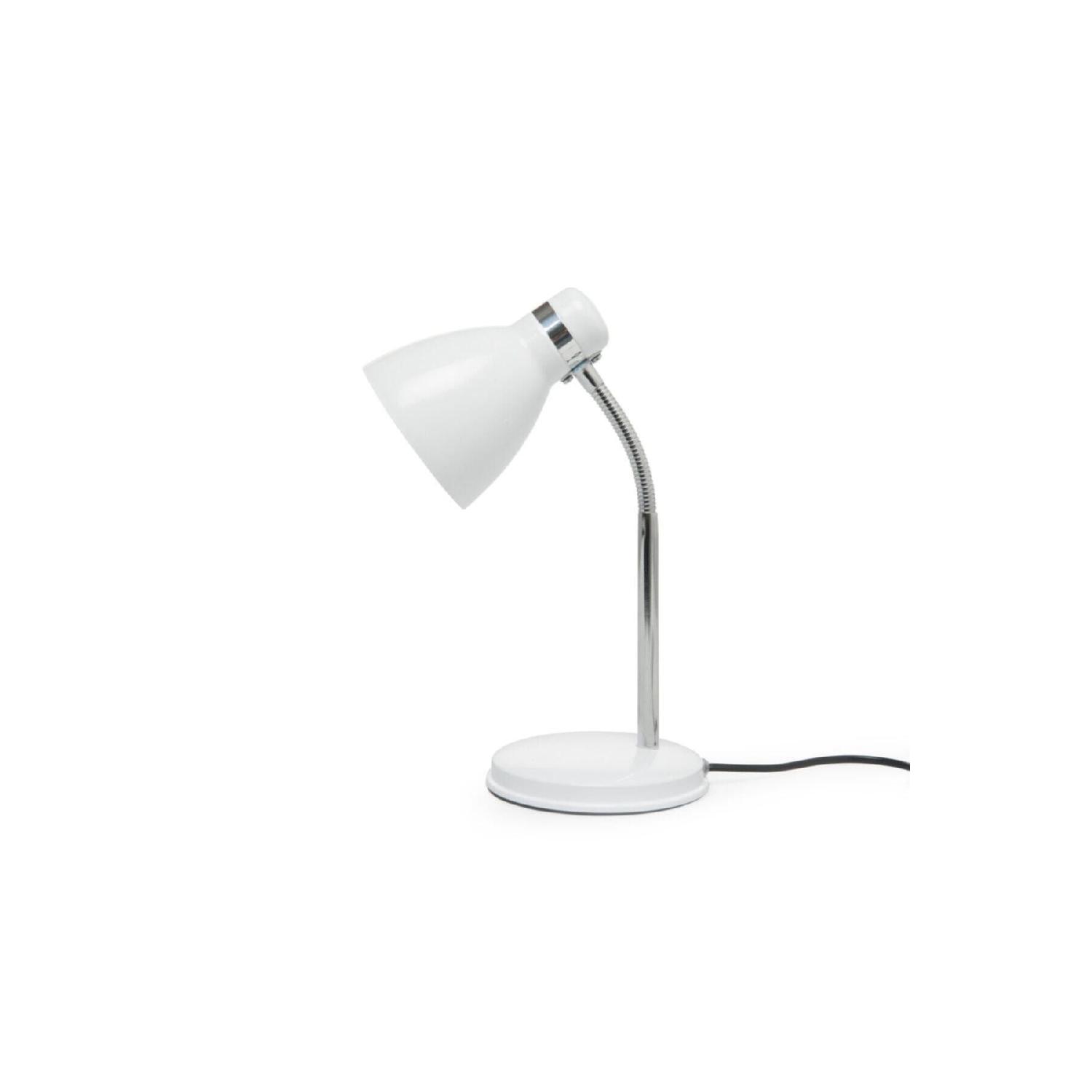 

Modern Chrome Spiral Table Lamp - White белый