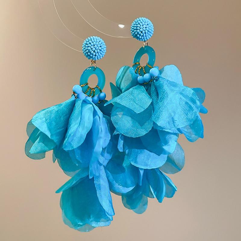 Silver needle crystal resin round fabric flower fringed earrings vacation wind sweet stud earrings earrings design sense niche