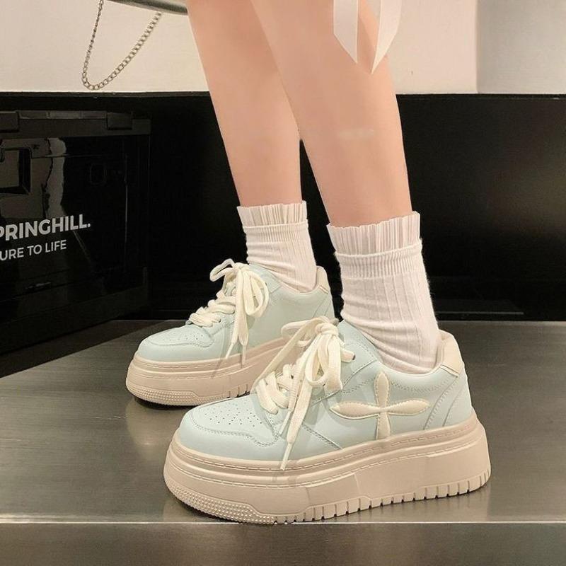 Fashion Autumn Chunky Women Skateboard Shoes Increased Comfortable Casual Sneakers High Quality Campus All-match Women Small White Shoes