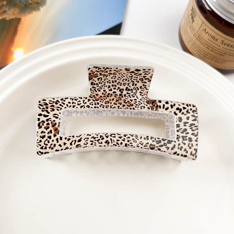 Sweet Fruit Heart-shaped Printed Grab Clip Shark Clip Simple and Fresh Semi-tied Hair Clip and Hair Accessory