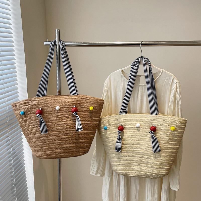 New cute ball straw bag fashion seaside vacation wind tote woven bag large capacity beach bag