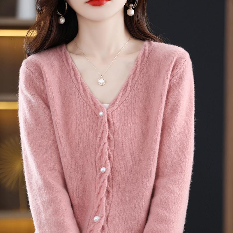 Dámský kašmírový kardigan Qinghe kašmír 30% kašmír 70% vlna podzimní a zimní kašmírový zahuštěný kardigan měkký a hřejivý