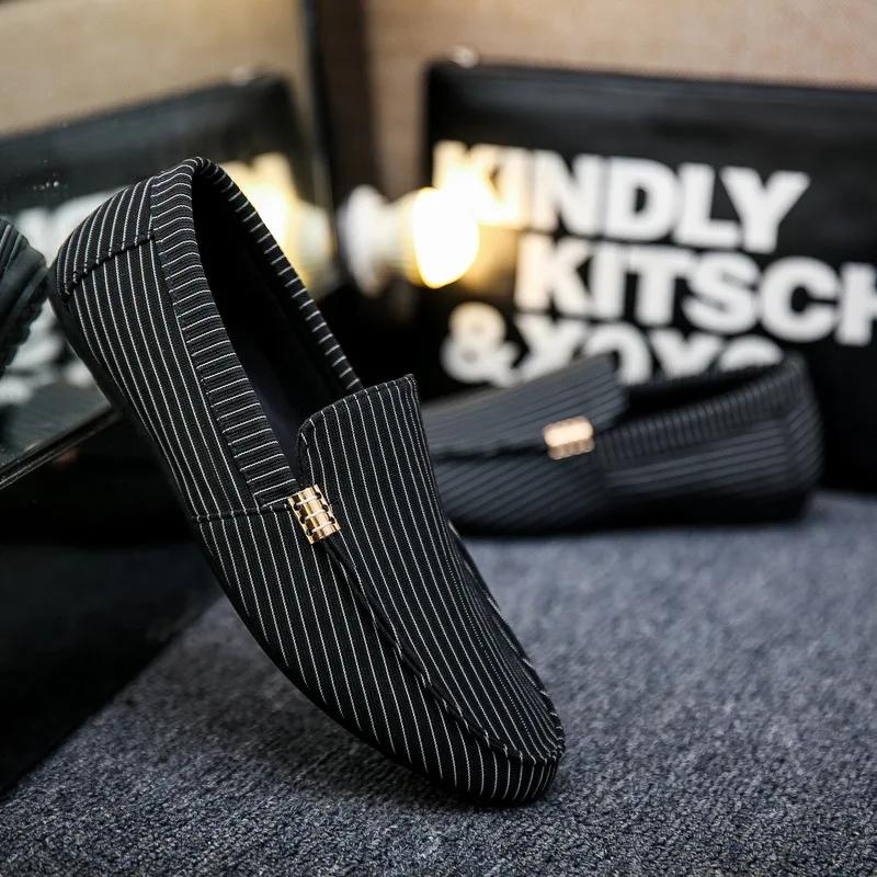 2025 New Men's Flat Loafers Comfortable Casual Shoes Breathable Slip-On Soft Driving Shoes Light  Men Lazy Shoes
