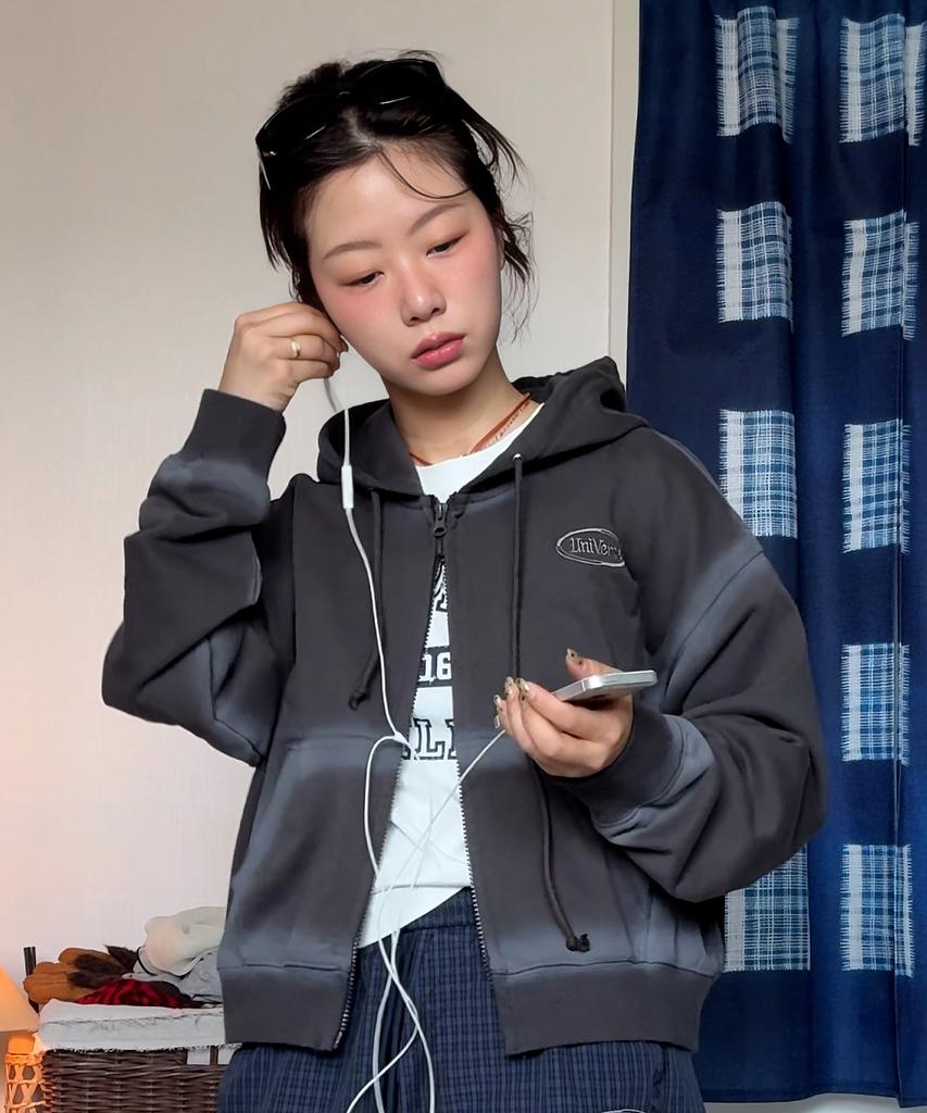 Universe Garment Spray Zip-Up Hoodie_Charcoal
