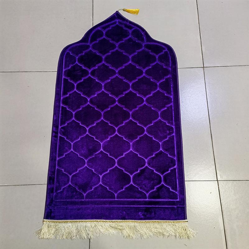 Irregular Embossed Raschel Prayer Mat with Short Pile