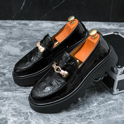 Fashion 2025 New Men Casual Leather Shoes Fashion Thick Bottom Business Shoes Comfy Breathable Derby Shoes Patent Leather Driving Shoes