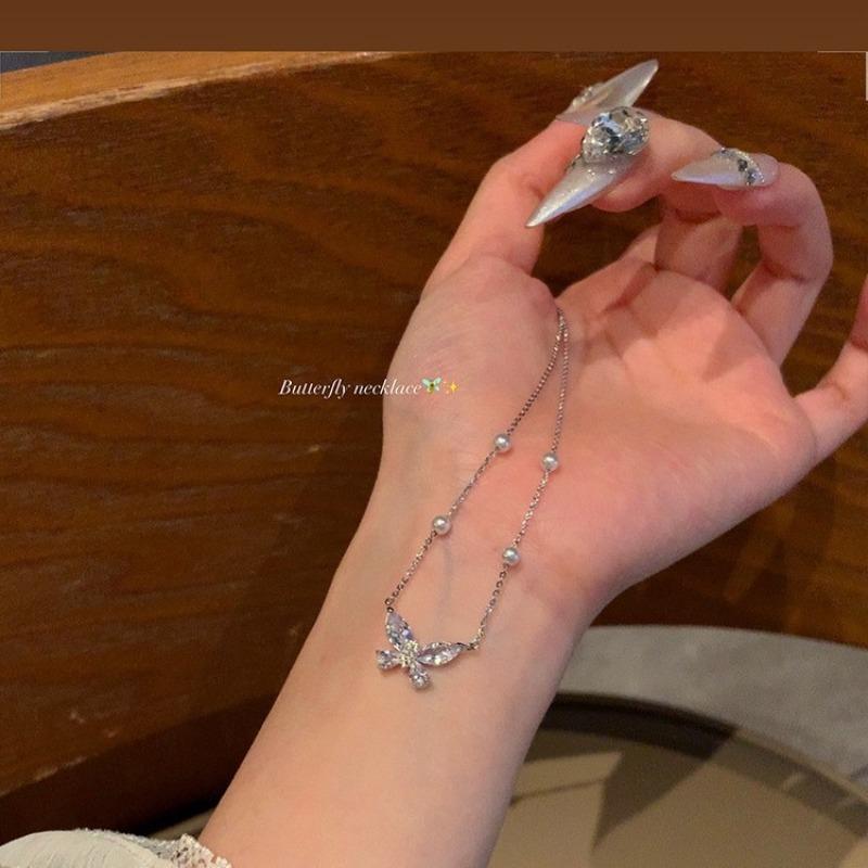 Super flash zircon butterfly pendant pearl necklace fashion versatile temperament collarbone chain light luxury high sense exquisite neck chain