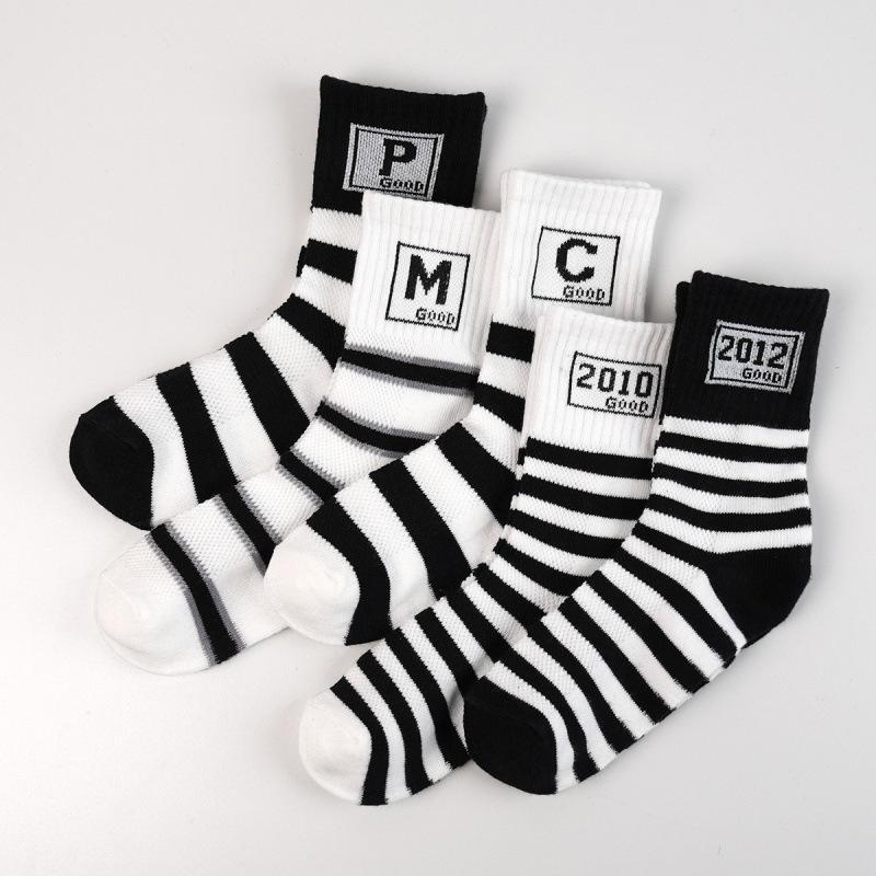 Gestreifte Kinder-Crew-Socken für Herbst-Winter: Trendige, warme Sportsocken für Jungen und Mädchen