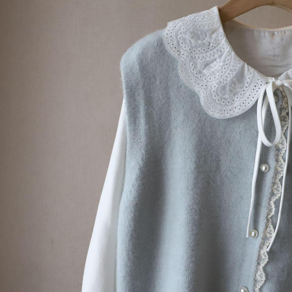 Bi Zheng 2025 Spring Korean Peter Pan Collar Lace Shirt & Knitted Vest 2-Piece Set for Women