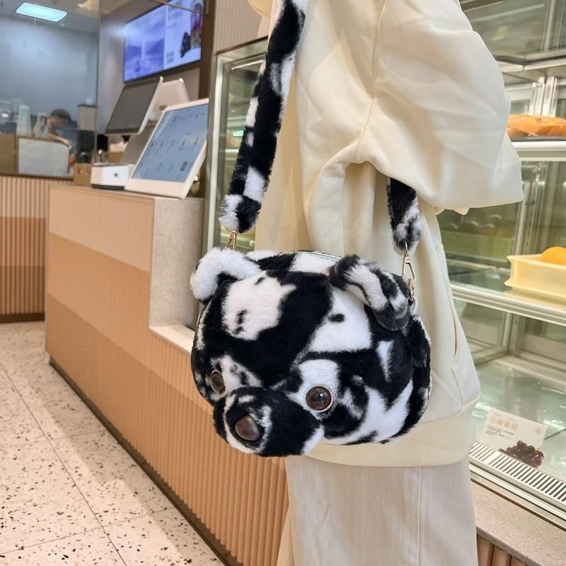 Cute Panda Plush Shoulder Bag With Zipper Closure For Daily Use