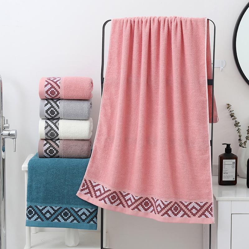 Soft and Comfortable Coral Velvet Striped Bath Towel Set, Durable and Quick-Drying, Suitable for Bathroom and Swimming Pool