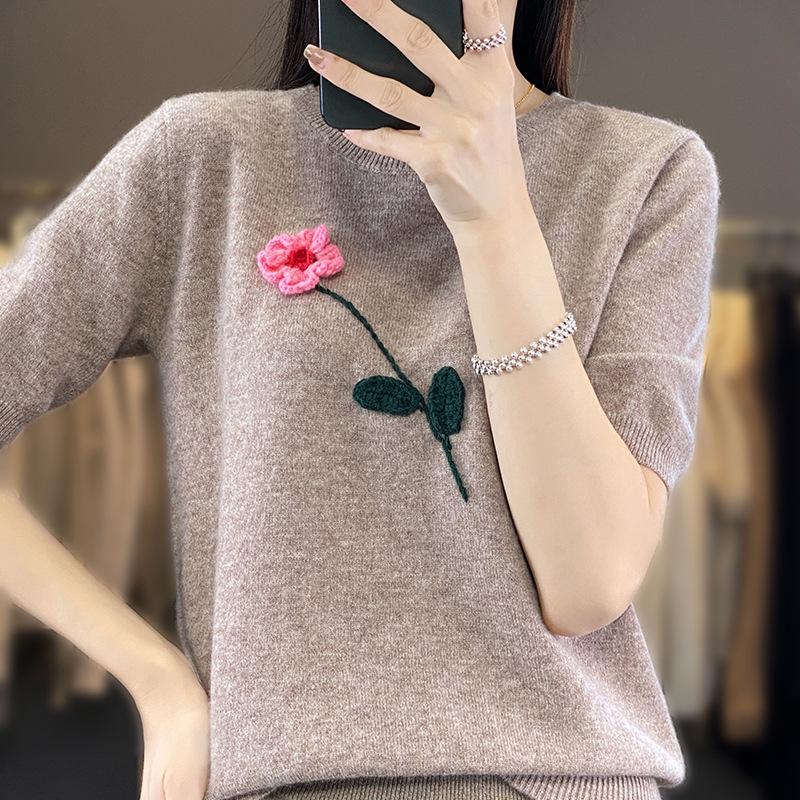 Soft Embroidered Floral Wool Sweater: Short-Sleeve Round Neck Women's Top