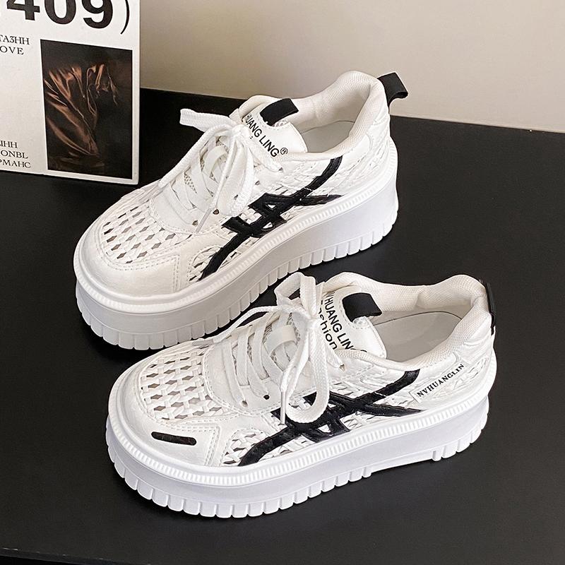 Modne damskie sneakersy na platformie 8CM Skórzane buty Nowe Letnie Grube Wulkanizowane Buty Skateboardowe Damskie Oddychające Puste Sneakersy