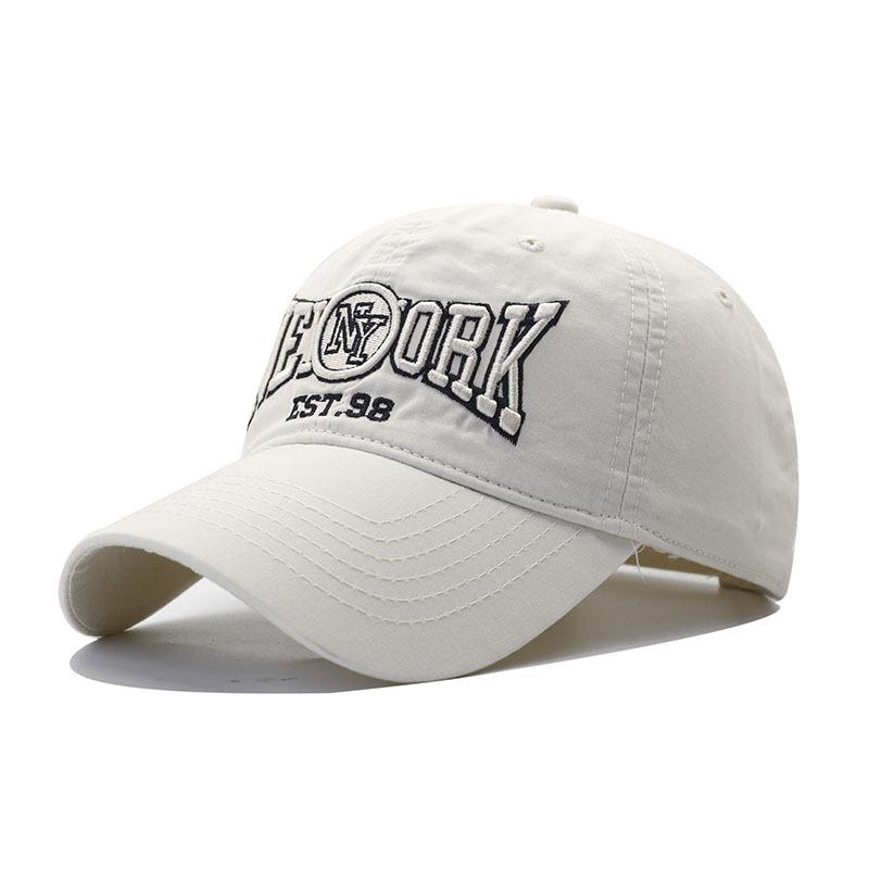 Spring and Autumn New Men's and Women's Casual Fashion Baseball Caps, Letter Embroidery Trendy Brand Sunshade Caps Show a Small Foreign Face