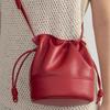 Folded cloud bucket bag women's spring and summer 2025 new soft leather niche high-end red shoulder messenger bag