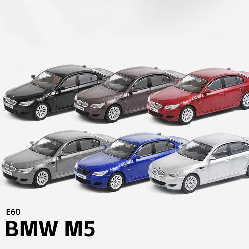 1:64 M5 E60 Leichtmetall-Autos Die-Cast & Spielzeugfahrzeuge Automodell Miniatur-Maßstabsmodellauto Für Kinder