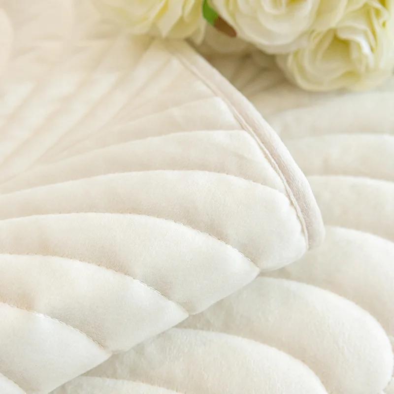 Nordic Crystal Velvet Sofa Cushion Four All Seasons Universal And New Product Sofa Cushion Cream Texture Anti Slip Cover Towel