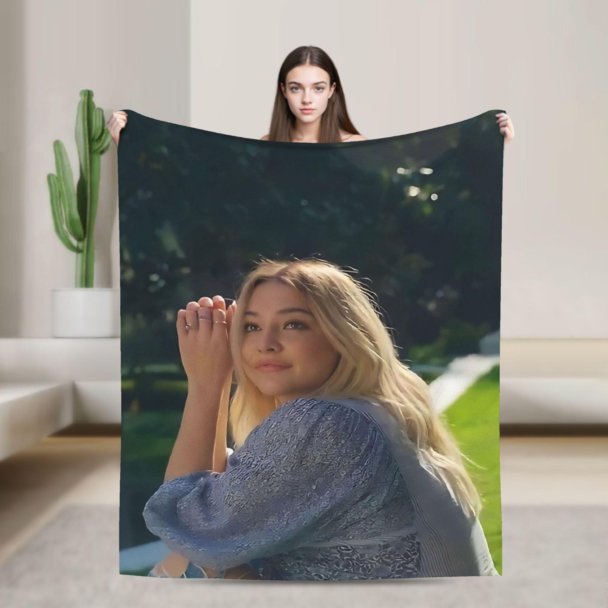 Super Soft Throw Blanket Travel Office Madelyn Cline Beautiful Actress Poster Blanket Flannel For Outdoor Trend Sofa Bed Cover 75X95CM