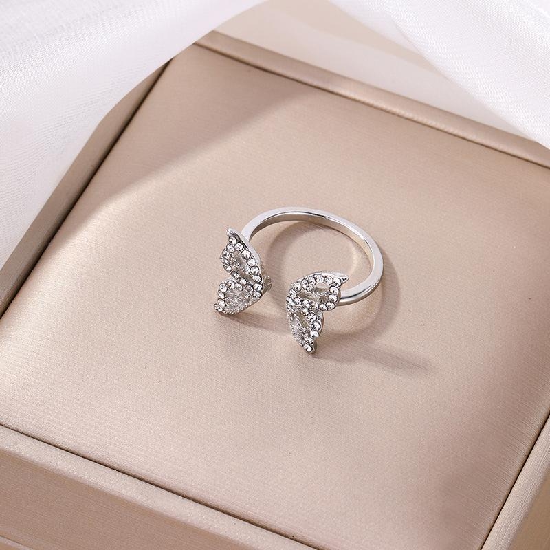 

Набор украшений Сплав Подвеска-бабочка Ожерелье Бриллиантовый браслет Кольцо Женский