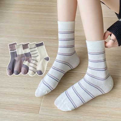 Damen Frühling und Herbst Tide Neue Farbe Twist Lila Abteilung College Wind Röhrenbaumwollsocken