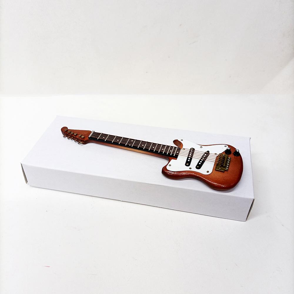 Exclusive Wooden Guitar Model Ornaments for Dollhouse Photography Props