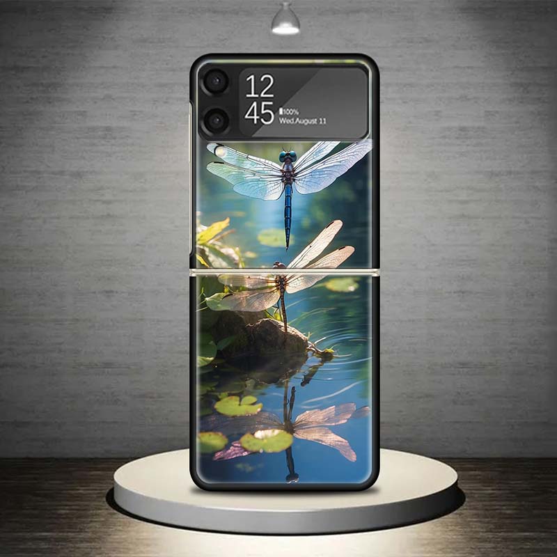 Beautiful Dragonfly Enthusiasts Phone Case For Samsung Galaxy Z Flip 7 6 5 4 3 5G Shockproof Cover Z Flip7 Flip6 ZFlip5 Flip3 Fl