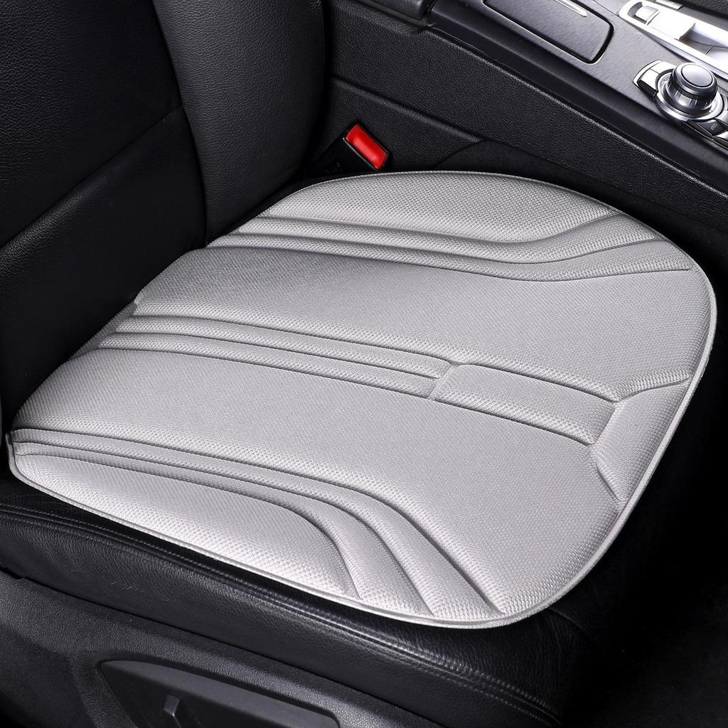 Three-Piece Seaweed Fiber Car Seat Cushion Set: Universal, Comfortable, Breathable, Non-Slip, All-Season Cover.