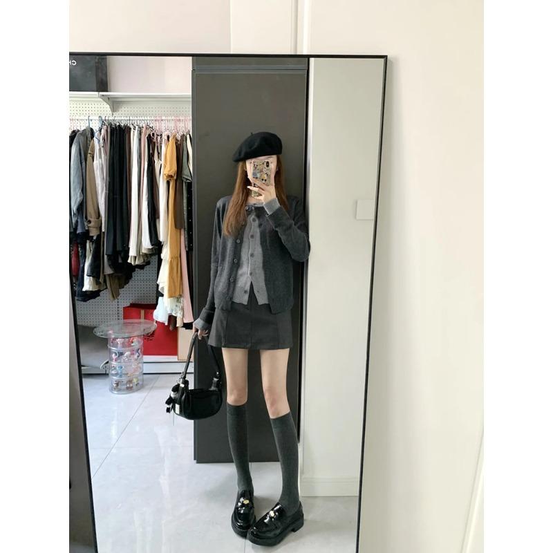 Single-row Button Contrasting Color Fake Two-piece Knitted Cardigan Women's Spring and Autumn New Retro Sweater Jacket Top